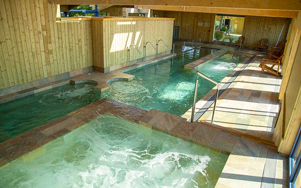 camping avec jacuzzi biscarros
